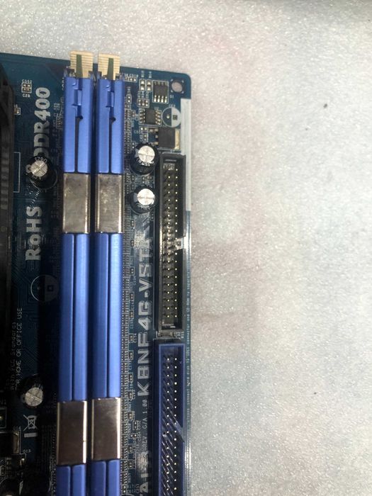 Материнка + процесор + оперативка