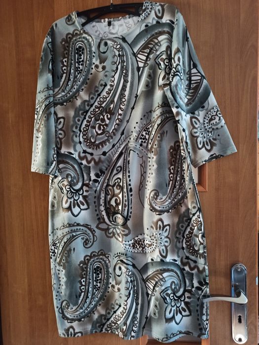 Sukienka rozmiar 40