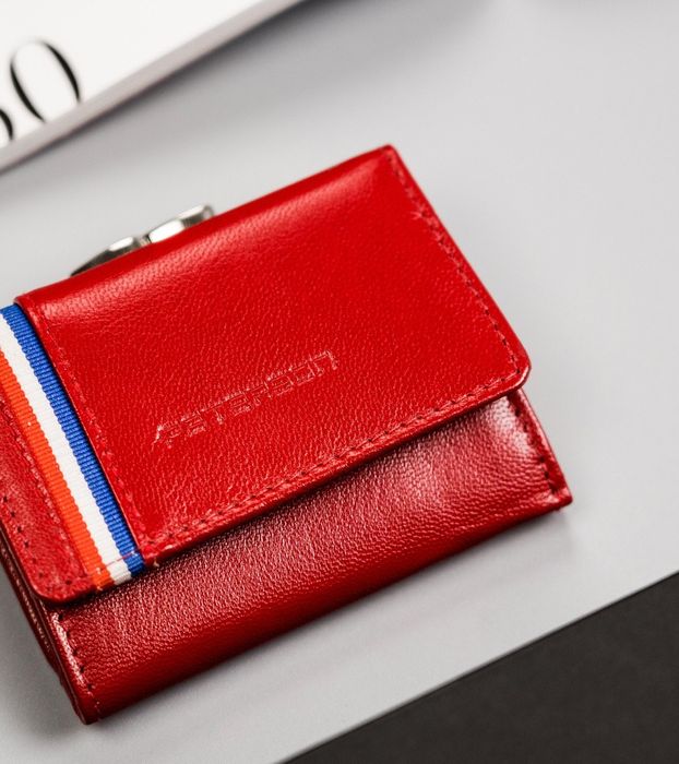 mały, skórzany portfel damski z systemem rfid protect - peterson