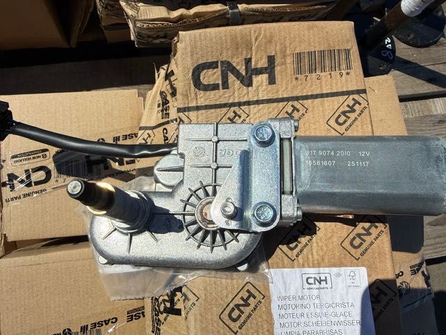 Silnik Wycieraczki 84572268 NEW HOLLAND case