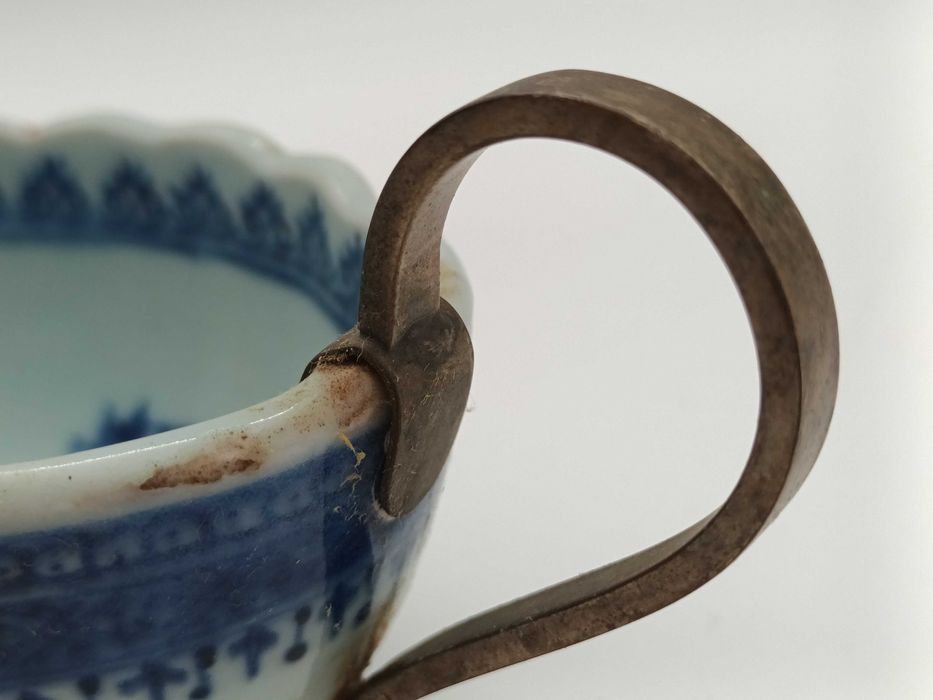 Par de molheiras em porcelana chinesa, estilo Cantão, século XVIII