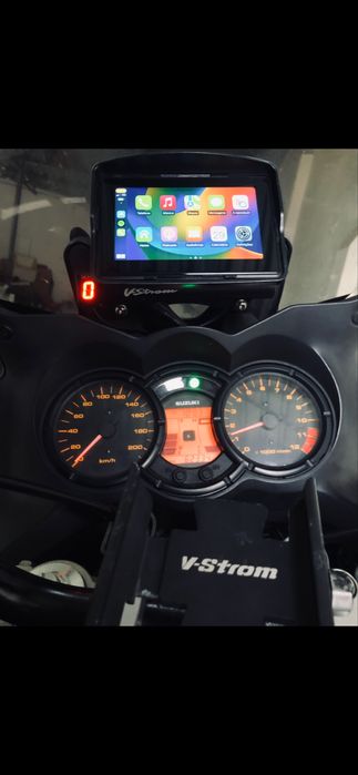 Suzuki VStorm 650 D L