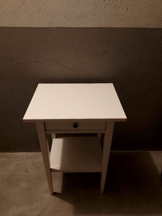 Mesa de Cabeceira / Mesa de Apoio