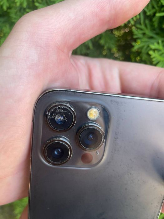 Iphone 12 pro max, R-sim