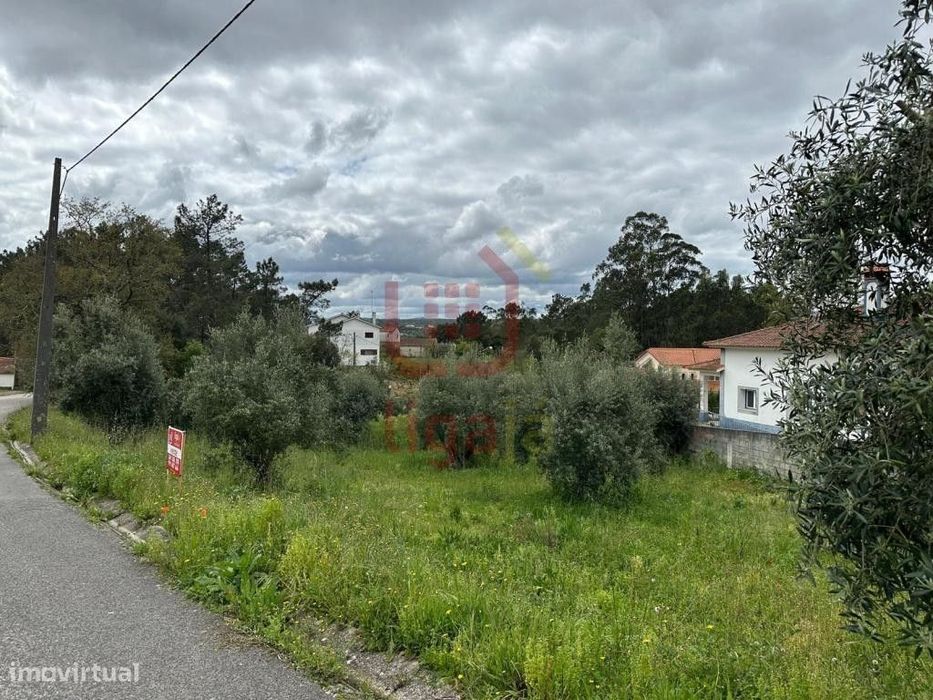 Terreno C/Viabilidade de construção! — Nossa Senhora Misericórdias, Santarém