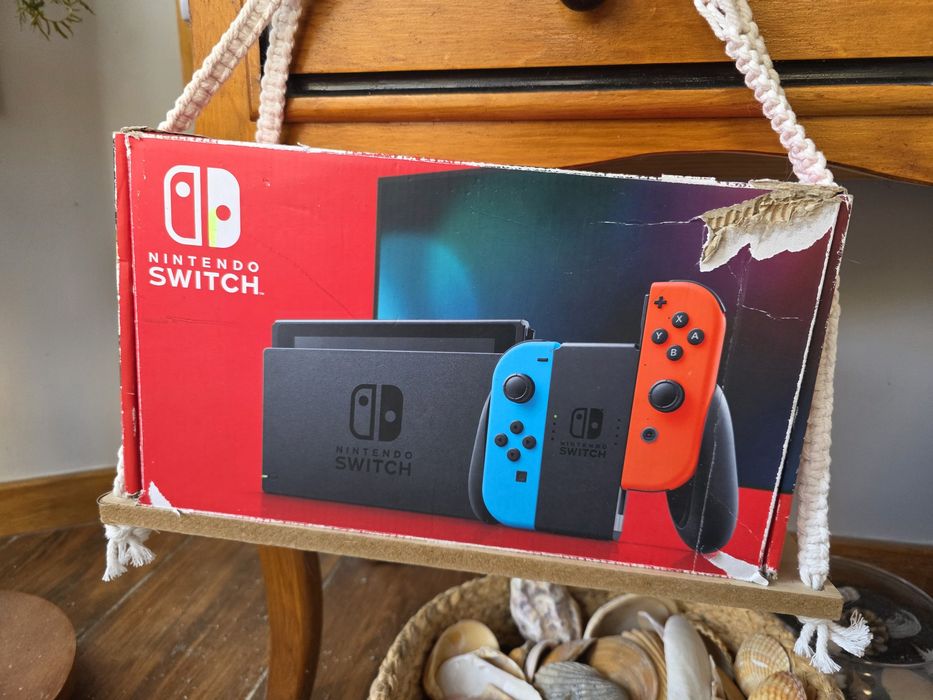 Nintendo Switch V2
