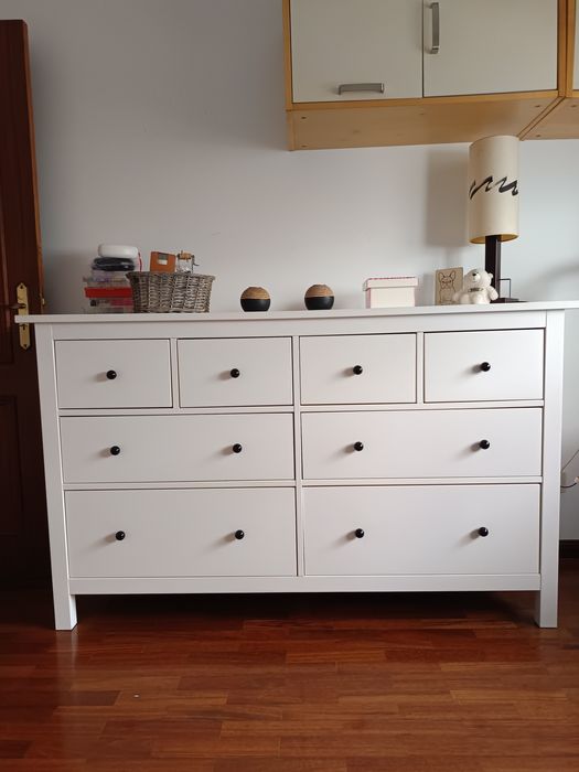 Cómoda Hemnes branca