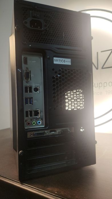 Computador | Gráfica dedicada | Monitor | Rápido e Pronto a Usar