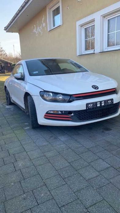 Sprzedam VW Scirocco na części 1.4tsi skrzynia,zderzak