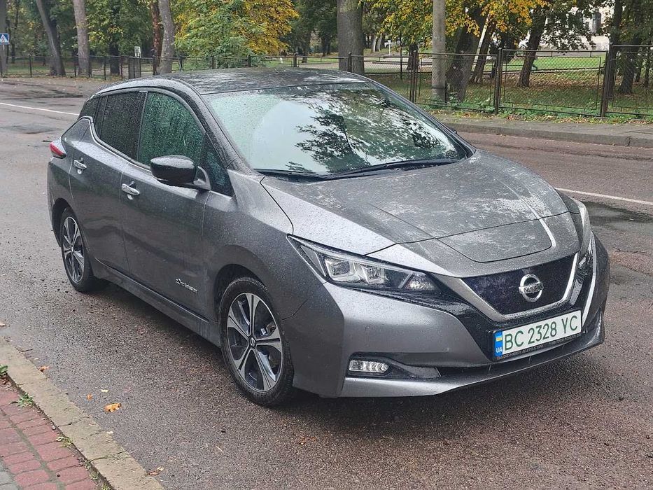 Nissan Leaf 2019 II покоління  •  40 kWh AT (150 к.с.)  •  Tekna