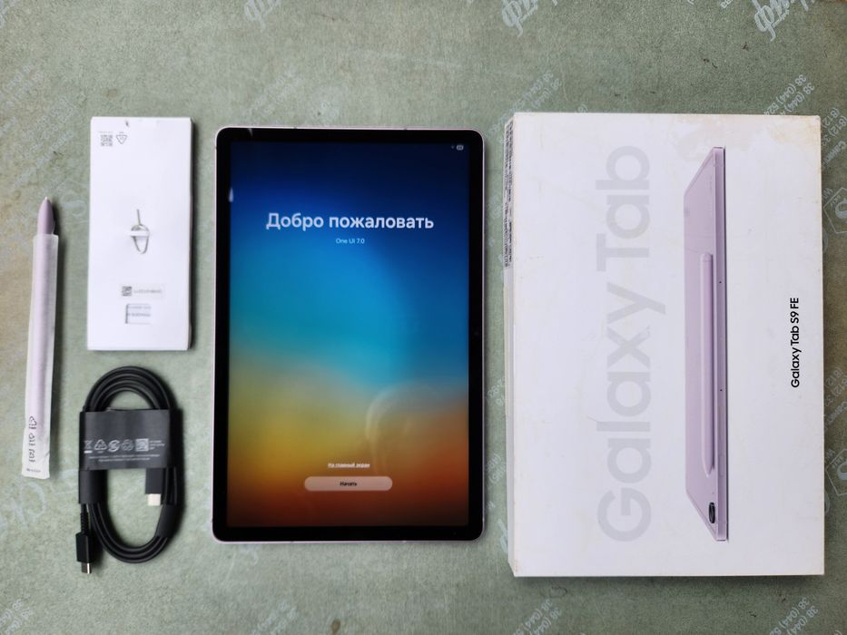 Планшет Samsung Galaxy Tab S9 FE 5G новый