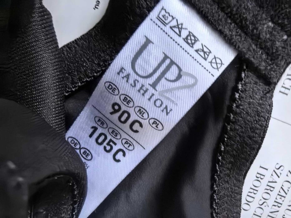 Biustonosz Damski Czarny Miękki Up Fashion r.90C