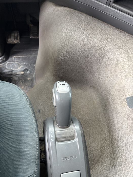 Volvo Fmx com grua e bascula