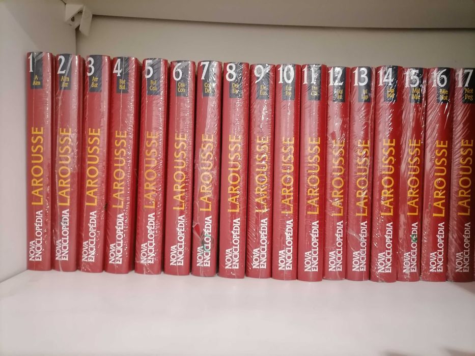 Enciclopédia Larousse 22 volumes