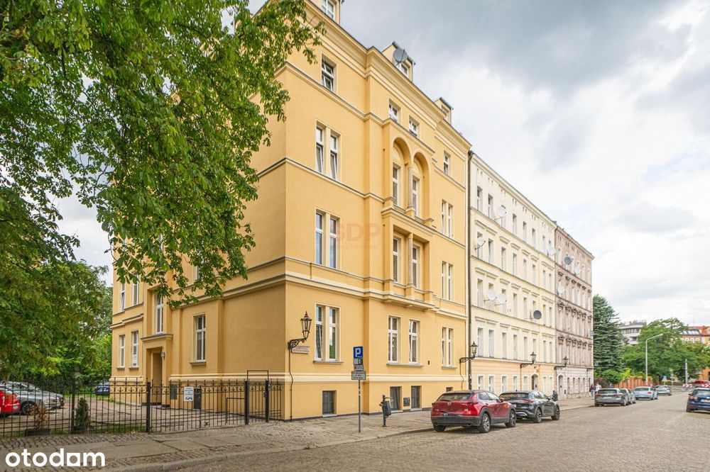 Zwykłe i nadzwyczajne zarazem - Kamienica przy Ogrodzie Botanicznym