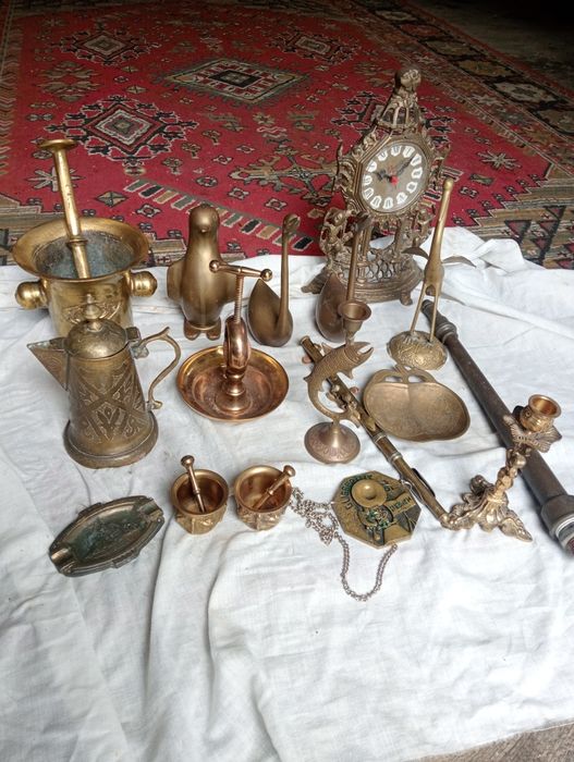 Peças em cobre, bronze e latão