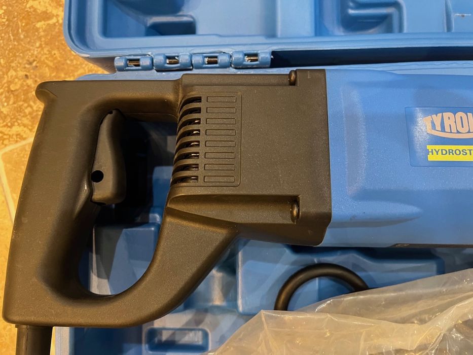 Wiertnica Ręczna Tyrolit DME22SU + Statyw