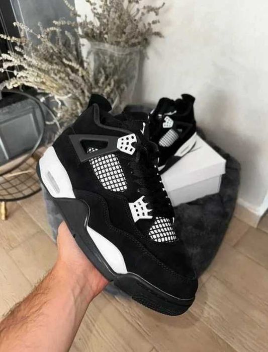 Jordan_4_Retro_White_Thunder R.46