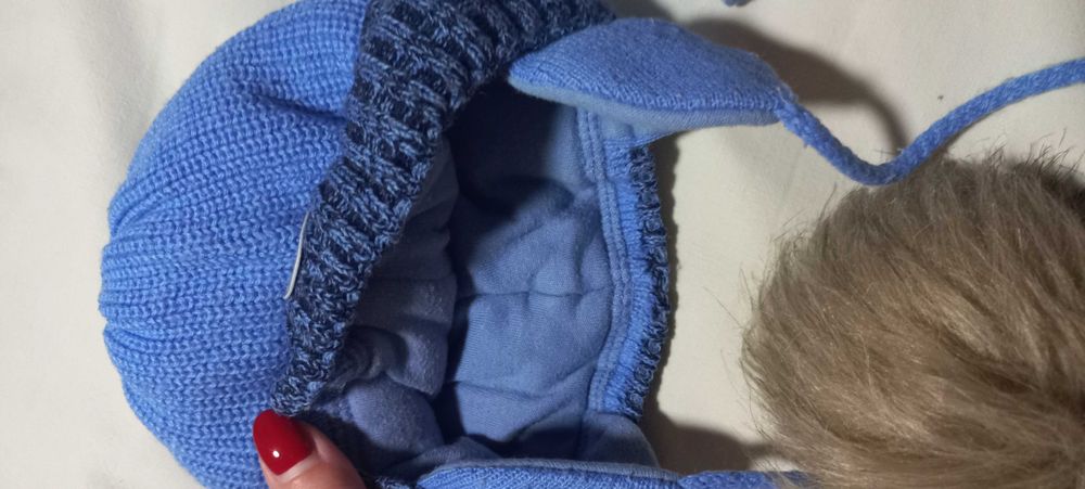 Теплі дитячі шапочки