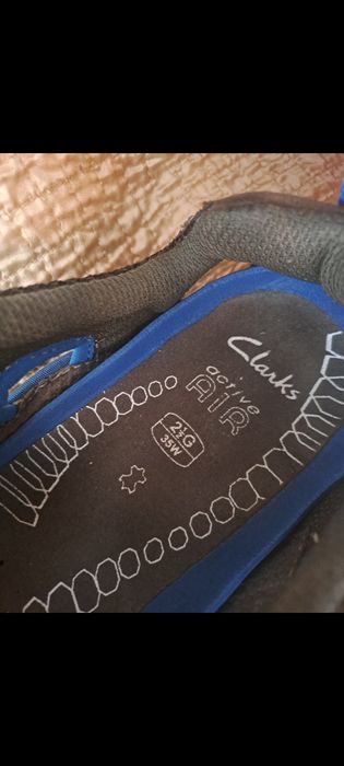 Босоніжки Clarks p. 35 ( 23 см)