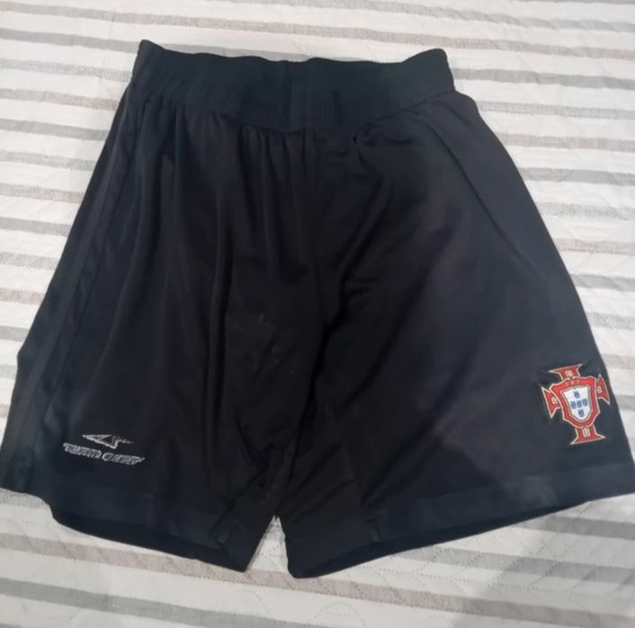Calcoes arbitro pretos team quest