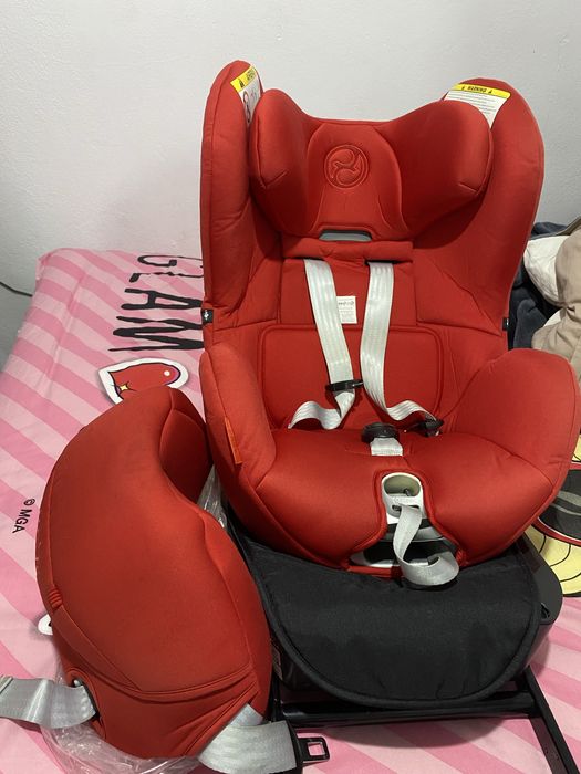 Cadeira de 0 a 18k cybex quase nao foi usada, ja com isofix.
