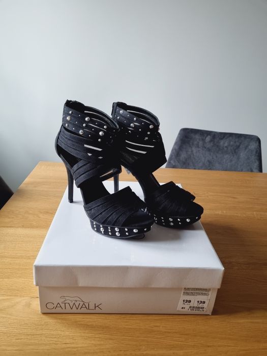 Nowe buty rozm.40