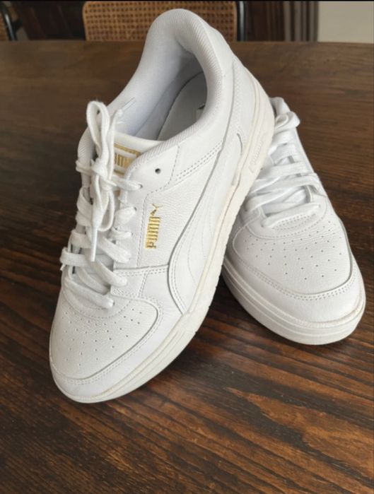 Tenis brancos Puma  42
