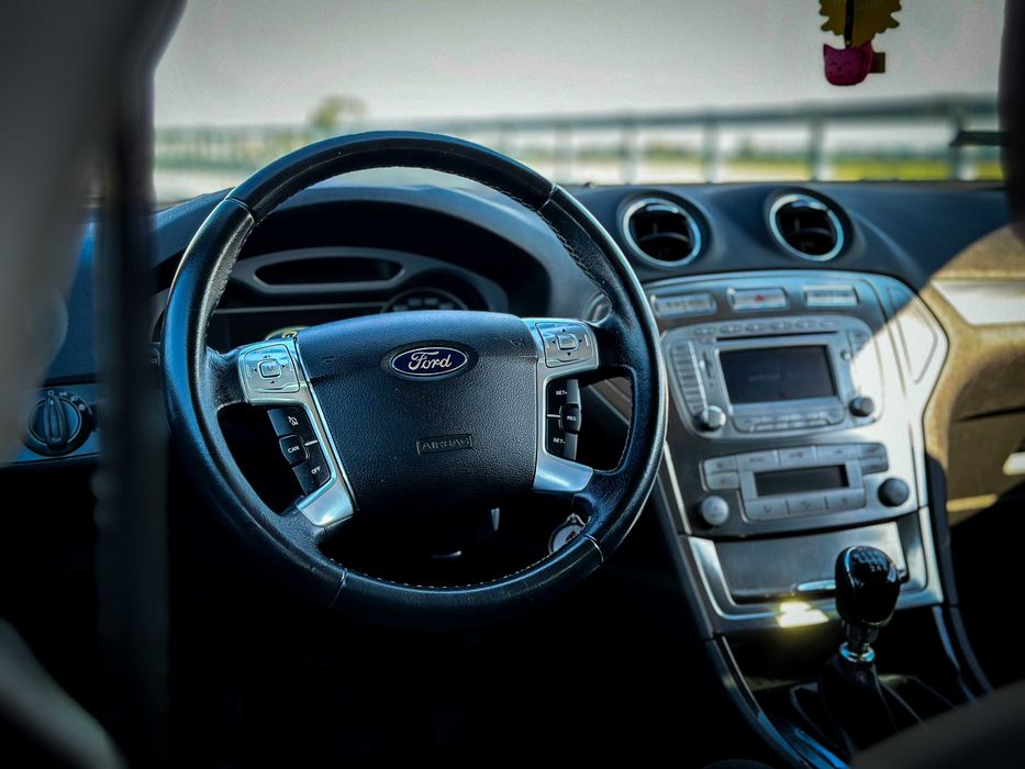 Ford Mondeo WYPOŻYCZALNIA, WYNAJEM samochodu osobowego i busów OKAZJA!