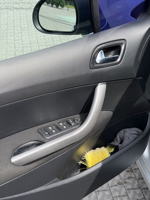Peugeot 408 1.6 HDI