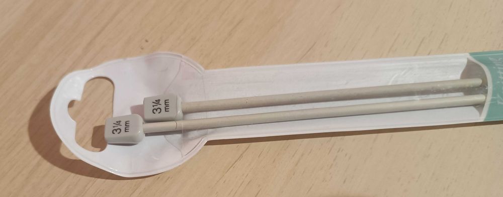 Druty do robót ręcznych metalowe 3 i 1/4 mm długość 30.5 cm