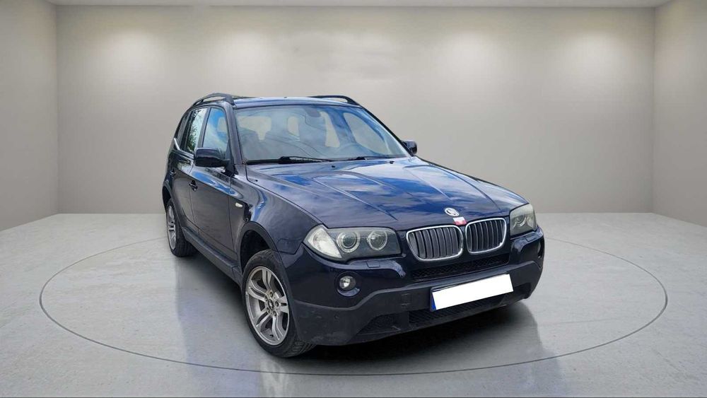 Bmw x3 E83 3.0i Maska zderzak Błotniki Pas przedni