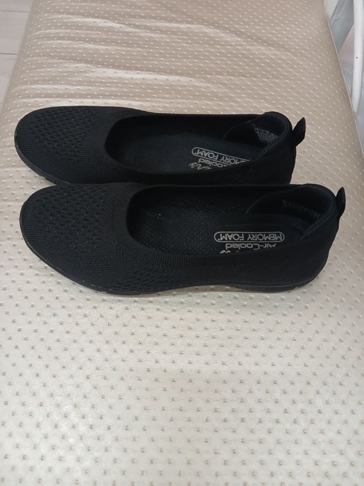 Нові Балетки "SKECHERS"
