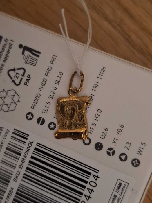 Złota zawieszka pr.333