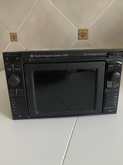 Radio VW MFD1 + Yatour YT-BTA