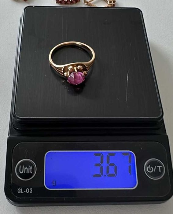 Anel em Ouro 14K com Pedra Rosa – Tamanho 55 – 3,6g