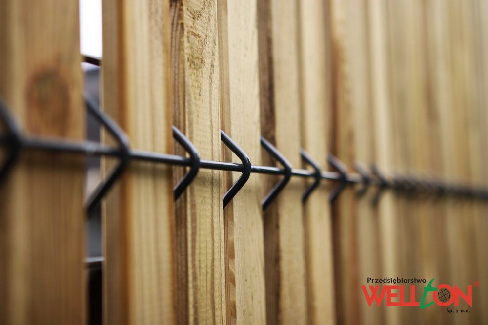 Przesłona ogrodzenia listwy drewniane