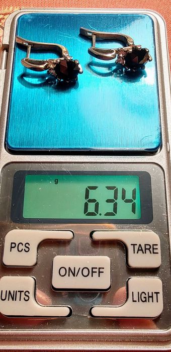 Женские сребряные серьги 925°с черными опалами и золотой вставкой 375°,Украина