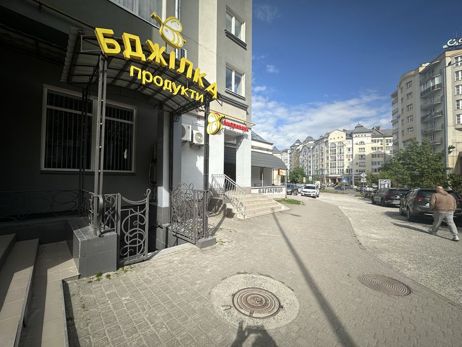 Здам приміщення в центрі 81м2