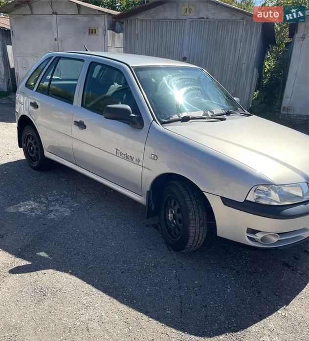 Volkswagen Pointer 1.0