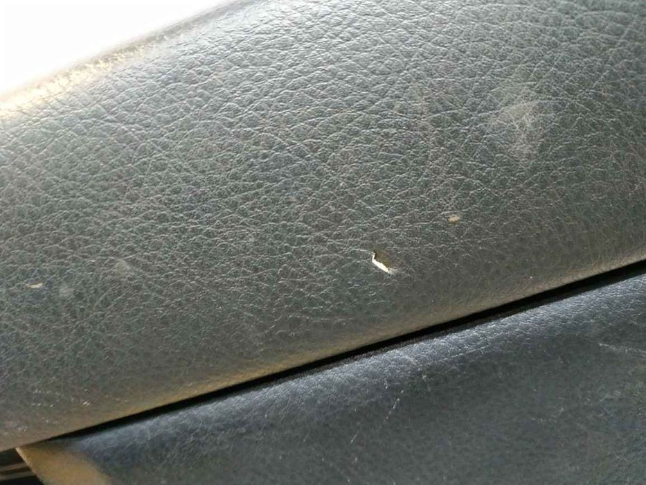 Toyota Avalon 05-12 підлокітник DS6012 5889107010