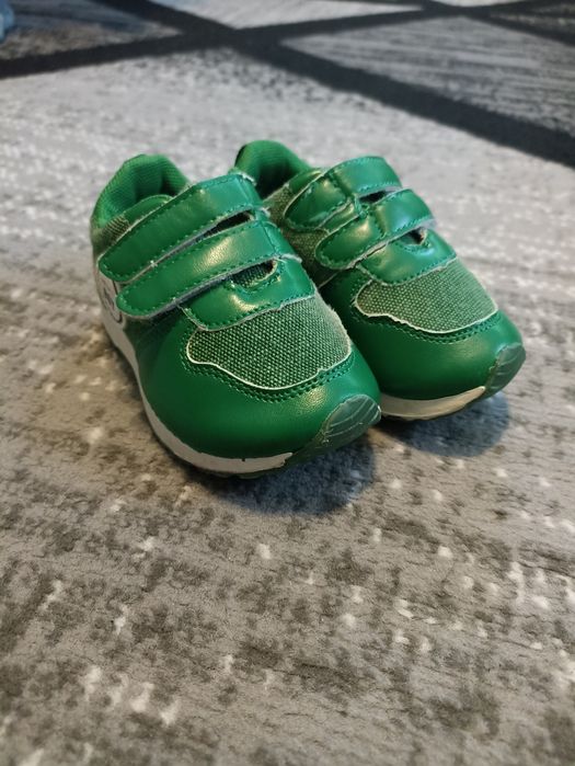 Adidasy chłopięce rozmiar 19