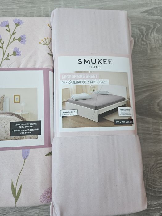 Zestaw pościel + prześcieradło  220 200 smukee