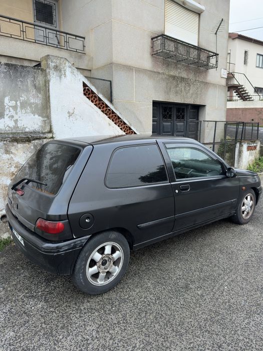 Renault clio 1.9d mk1