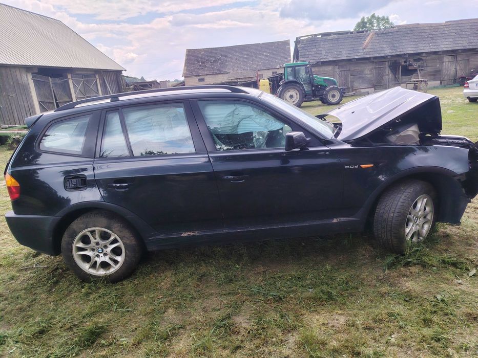 BMW X3 e83 2.0D po kolizji