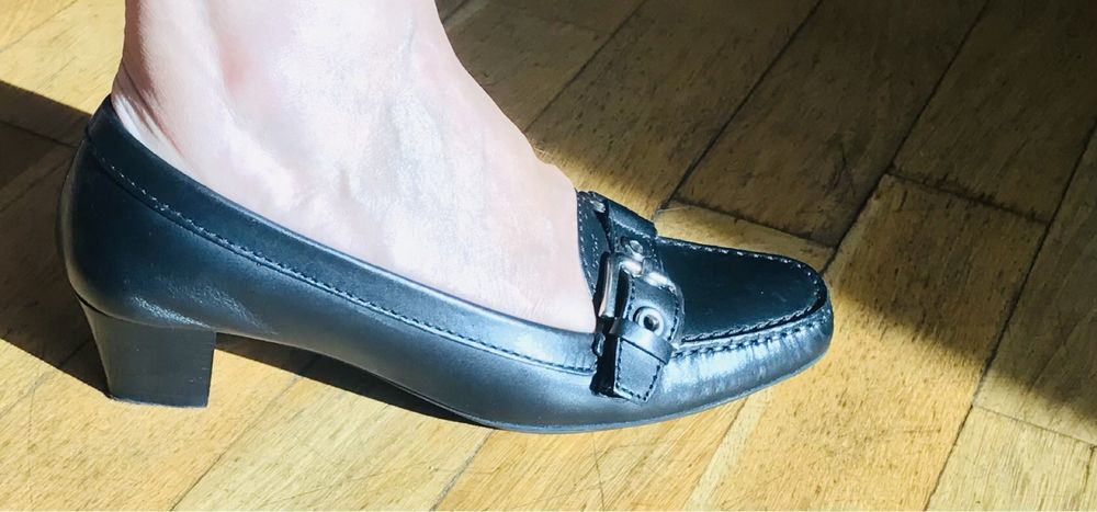 Туфлі шкіряні GEOX нові