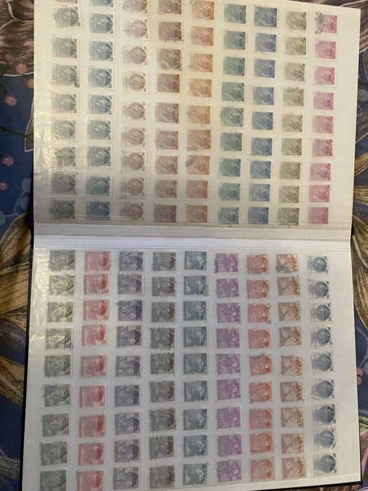 Альбом  марки італія близько 500 шт