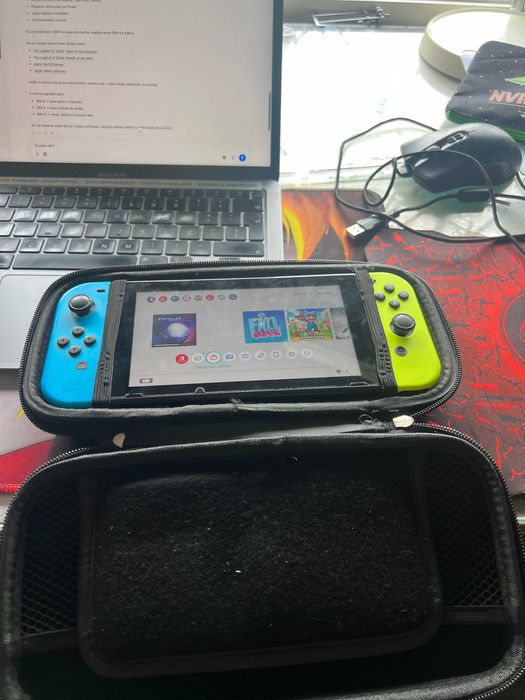 Nintendo Switch V2 + MicroSD 256GB + Bolsa