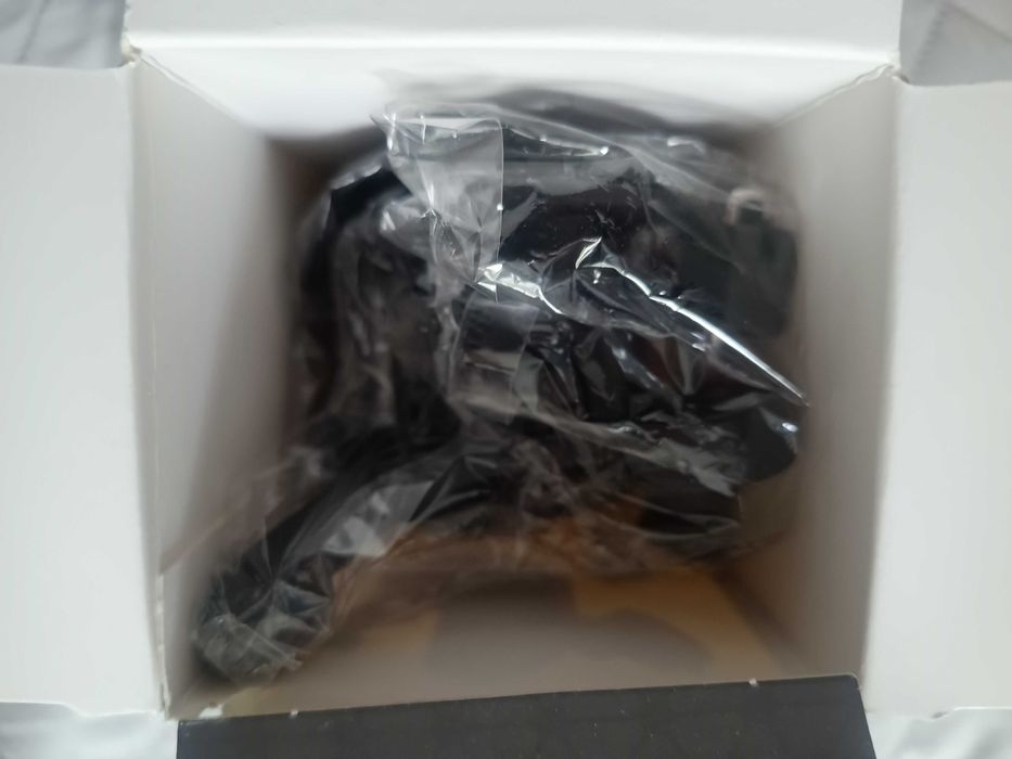 Uchwyt na kubek do auta, nowy