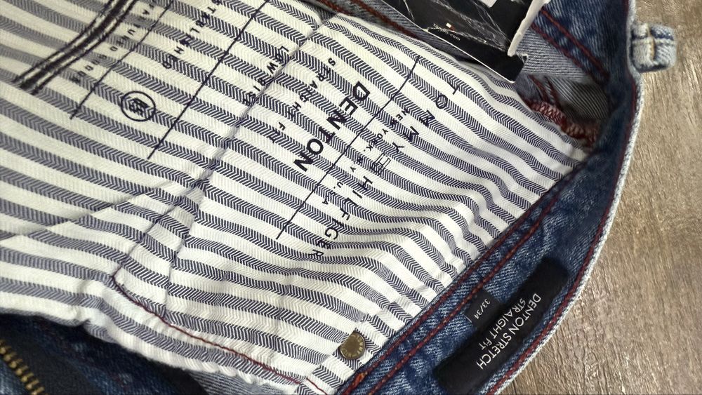 Джинси Tommy hilfiger STRAICHT FIT р.33/34